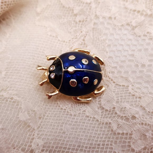 Blue Beetle Brooch, Vintage Scarab Bug Insect jewelry, Collar Bar Pin - Picture 5 of 7